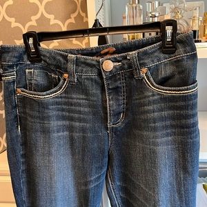 Seven slimming boot cut women’s size 8 jeans